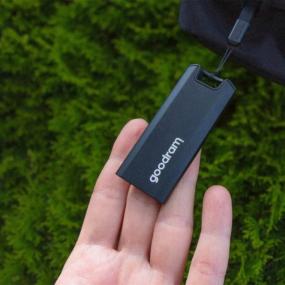 Disque Dur Externe Goodram MOVE RIDGE 512Go - Vue 48