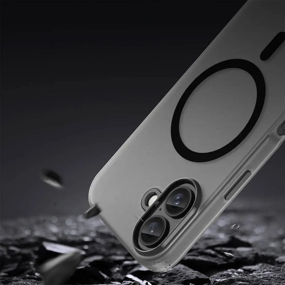 Coque MagSafe bi-matière – iPhone 16 Plus – PROTECT MF-006 Noir - Vue 24