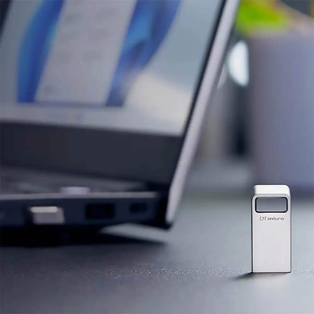 Clé USB 3.2 Kingston 128 Go Métal 