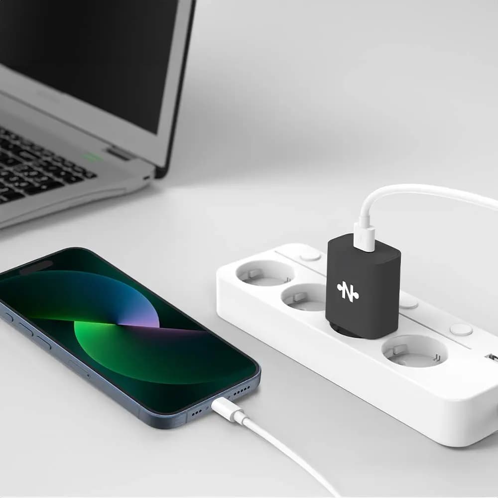 Chargeur secteur USB-A 18W – CONNECT Noir